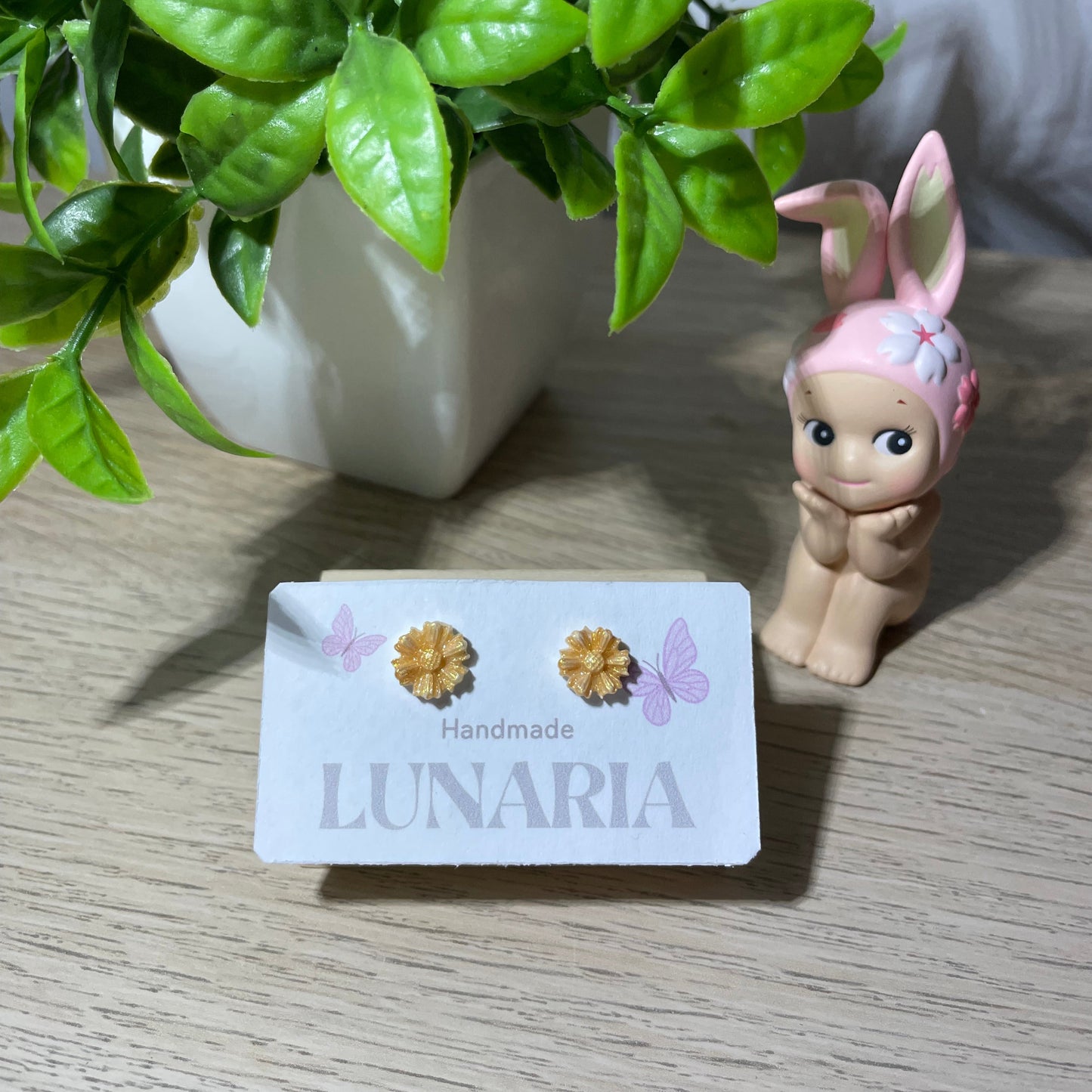 Daisy earrings